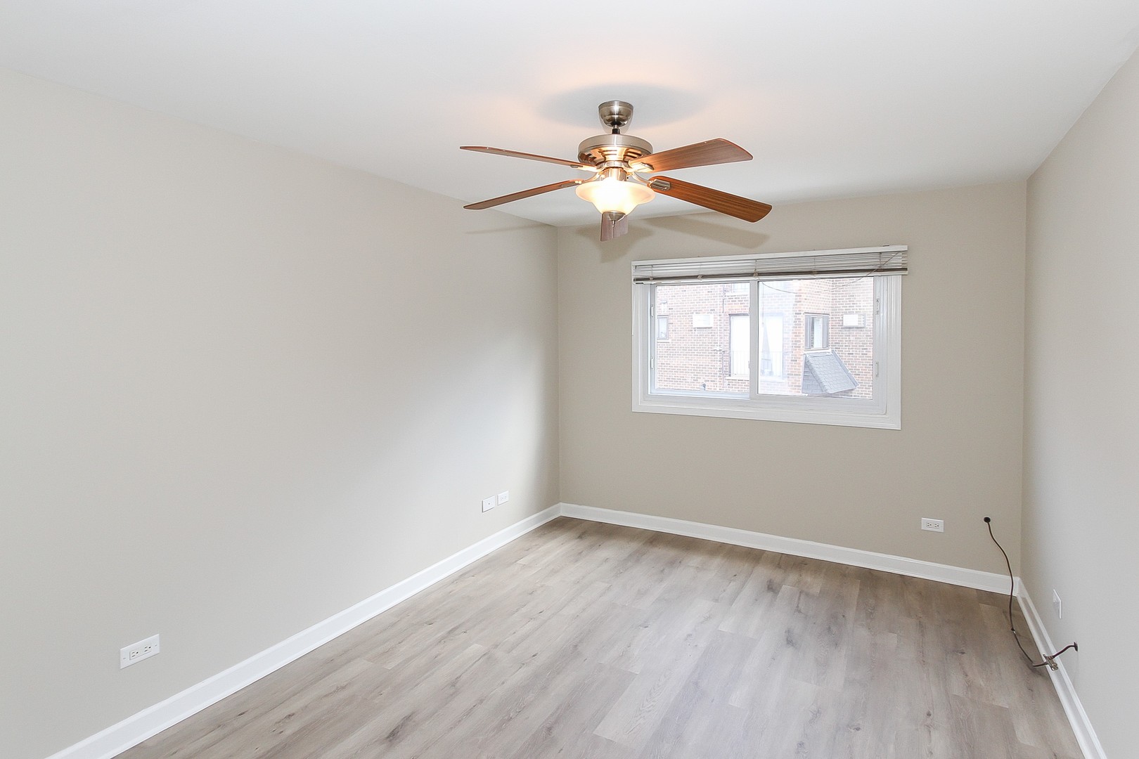 677 South River Road, Unit 2H Des Plaines, IL 60016 - Photo 14 of 21