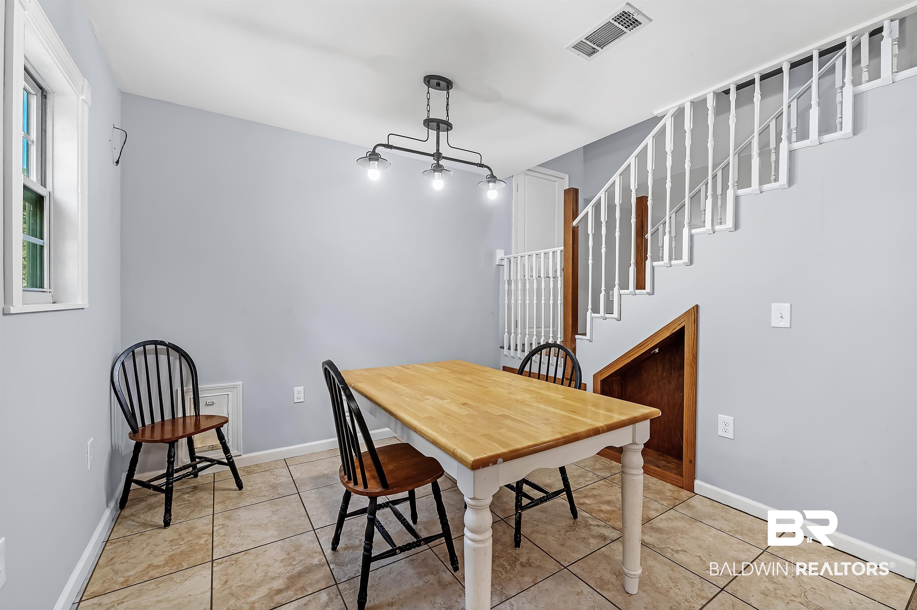 12245 Holly Street Magnolia Springs, AL 36555 - Photo 19 of 49 Dining