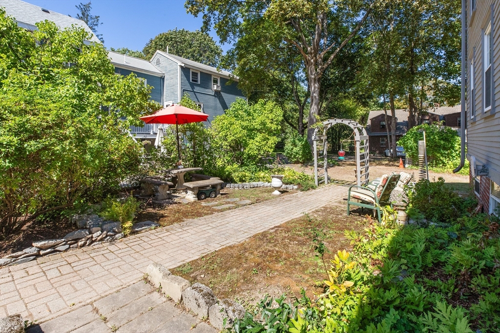 16 Elm Street Ipswich, MA 01938 - Photo 34 of 38