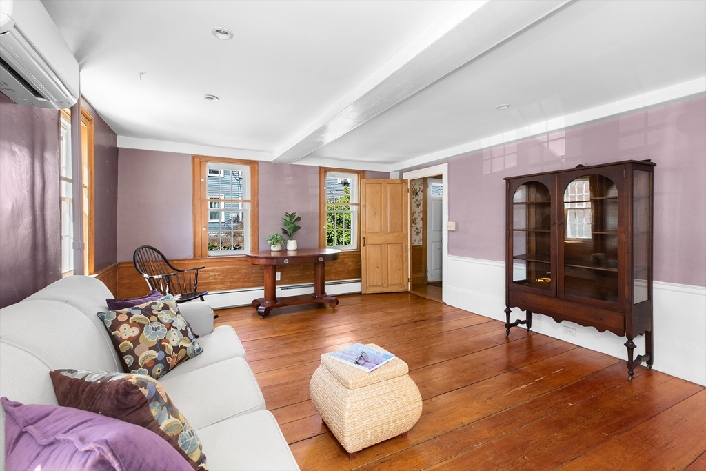 16 Elm Street Ipswich, MA 01938 - Photo 4 of 38