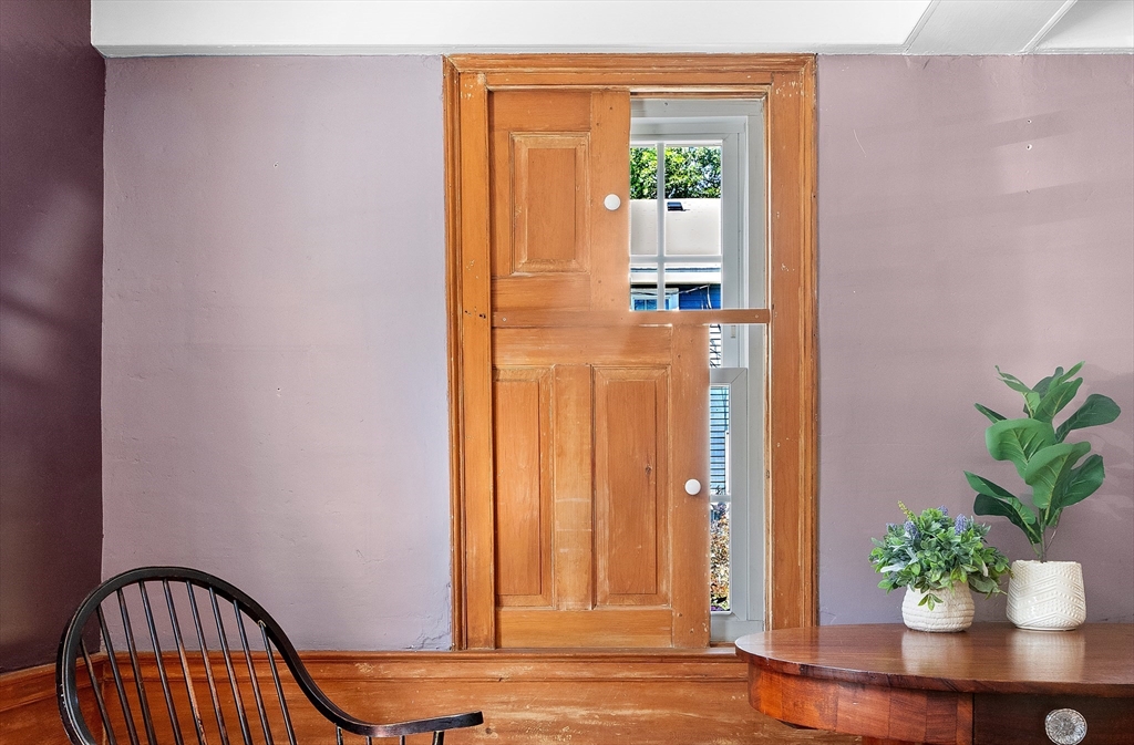 16 Elm Street Ipswich, MA 01938 - Photo 6 of 38