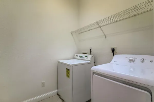 $3,500 | 477 Pacific Grove Drive, Unit 2, West Palm Beach, FL 33401