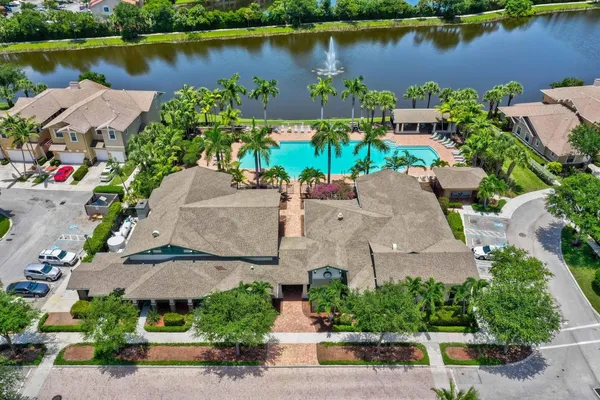 $3,500 | 477 Pacific Grove Drive, Unit 2, West Palm Beach, FL 33401