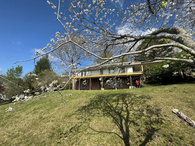 $329,900 | 558 Old Dyer Drive, Hayesville, NC 28904