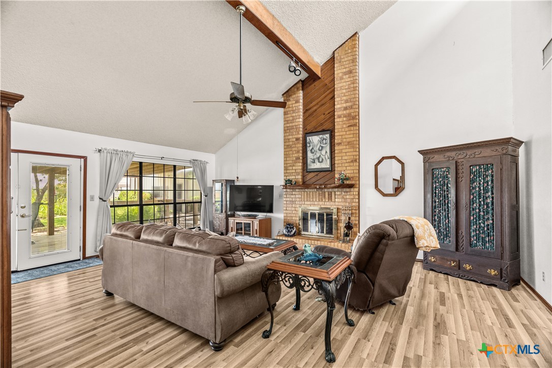 4911 Youngsford Road Marion, TX 78124 - Photo 6 of 47