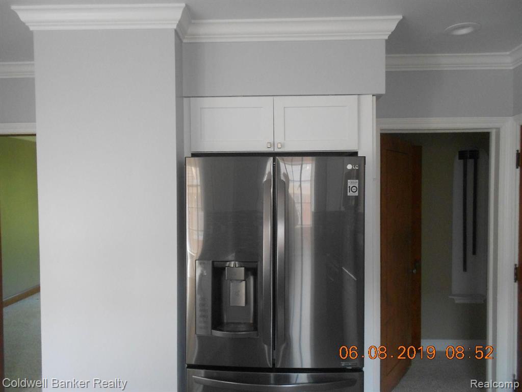 798 Trombley Road Grosse Pointe, MI 48230 - Photo 12 of 37