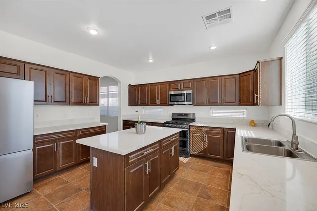 $474,900 | 1113 Cypress Falls Court, North Las Vegas, NV 89081