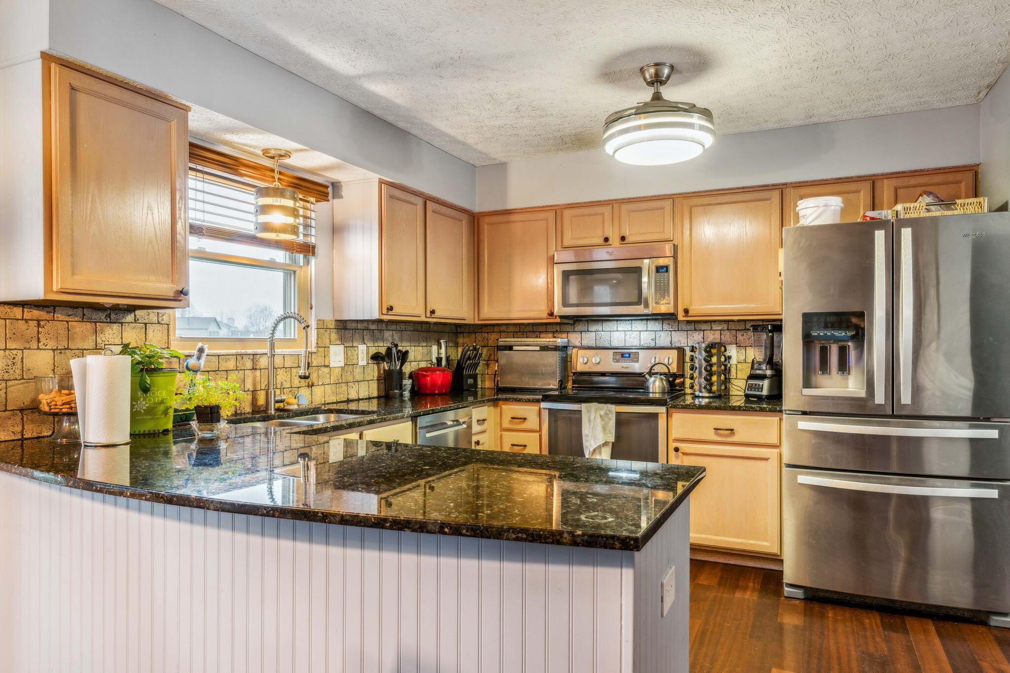 462 Candleglow Road Blacklick, OH 43004 - Photo 10 of 35 10-web-or-mls-462-candleglow-rd