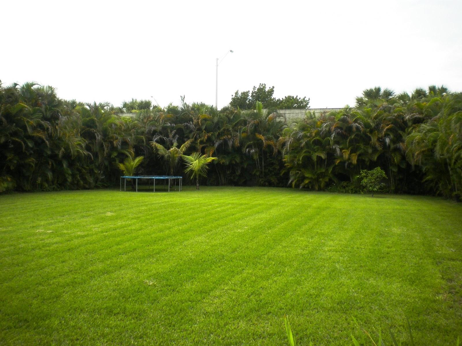 19577 Delaware Circle Boca Raton, FL 33434 - Photo 21 of 29 OVERSIZED Yard