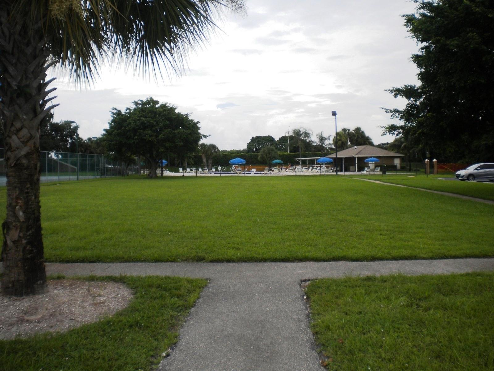19577 Delaware Circle Boca Raton, FL 33434 - Photo 24 of 29 Great Boca Location