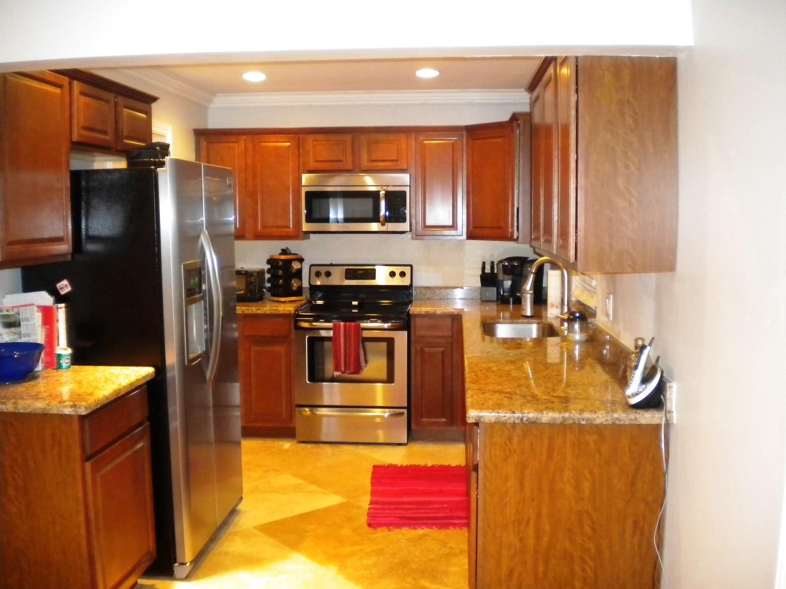 19577 Delaware Circle Boca Raton, FL 33434 - Photo 3 of 29 Granite Counter Tops