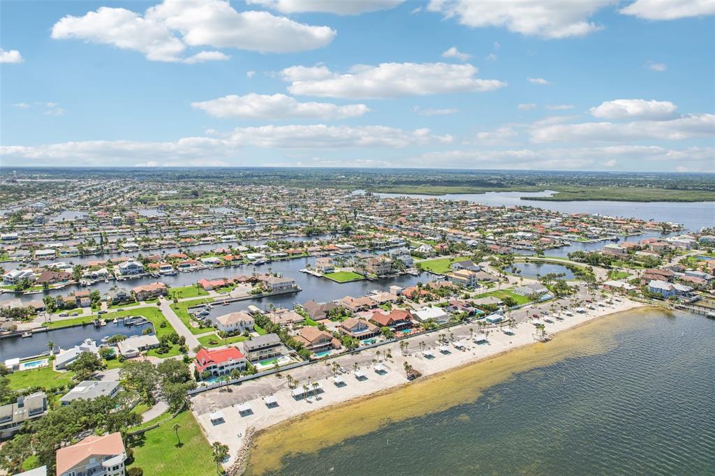 5521 Windward Way New Port Richey, FL 34652 - Photo 10 of 88