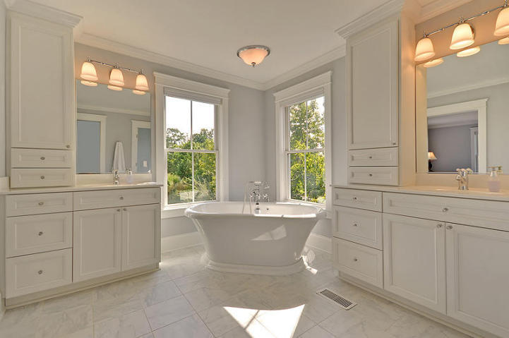 1770 Bergenfield Road Mount Pleasant, SC 29466 - Photo 20 of 43 Master Bathroom with Soaking Tub