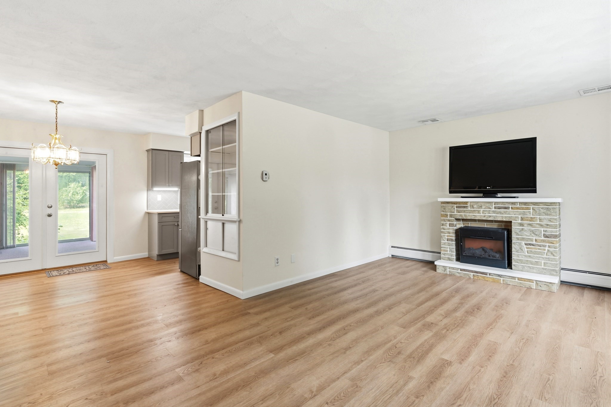 23 Colonial Way Rehoboth, MA 02769 - Photo 14 of 36 Gallery Image 14