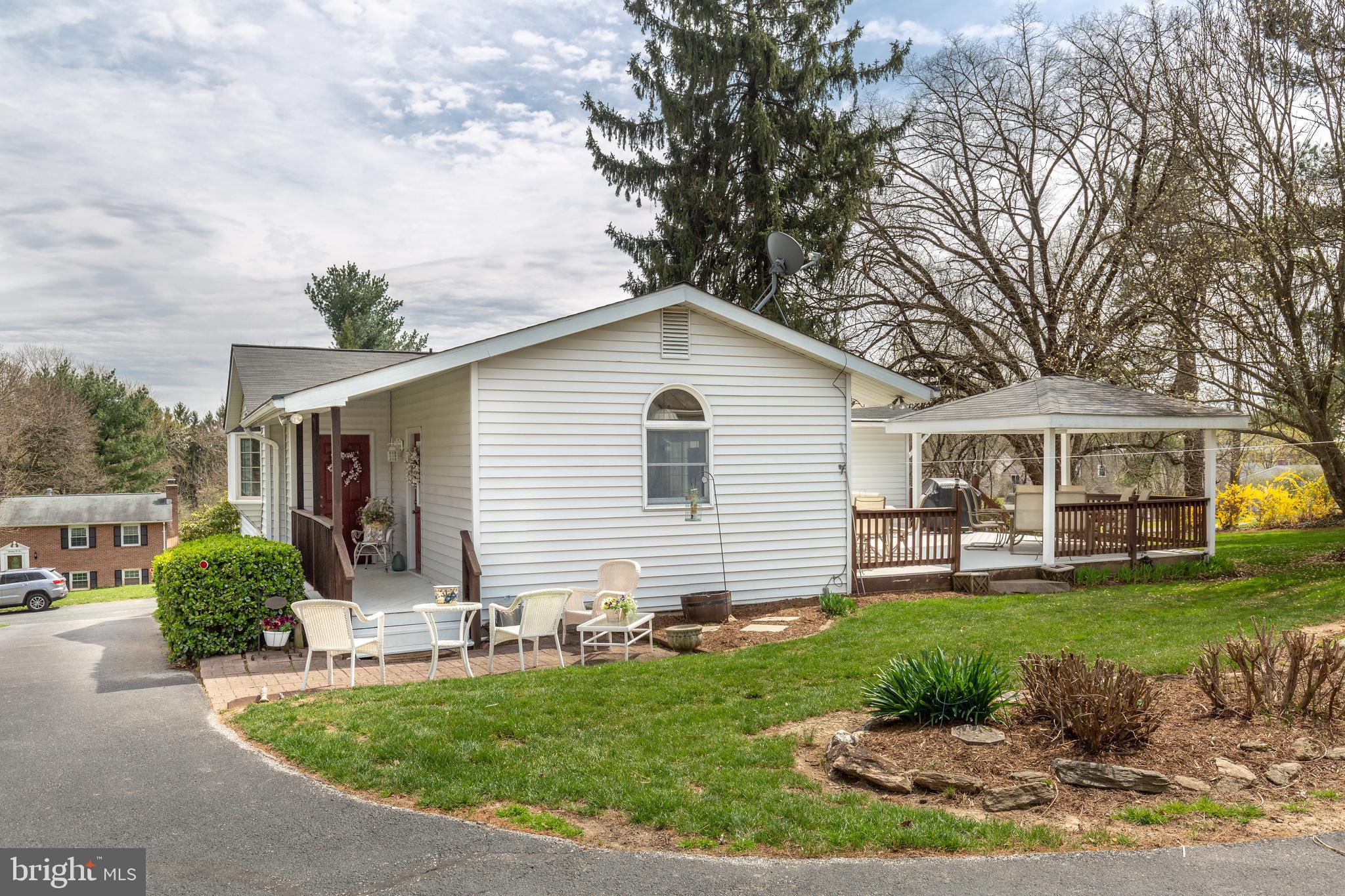 1906 Suffolk Road Finksburg, MD 21048 - Photo 2 of 56