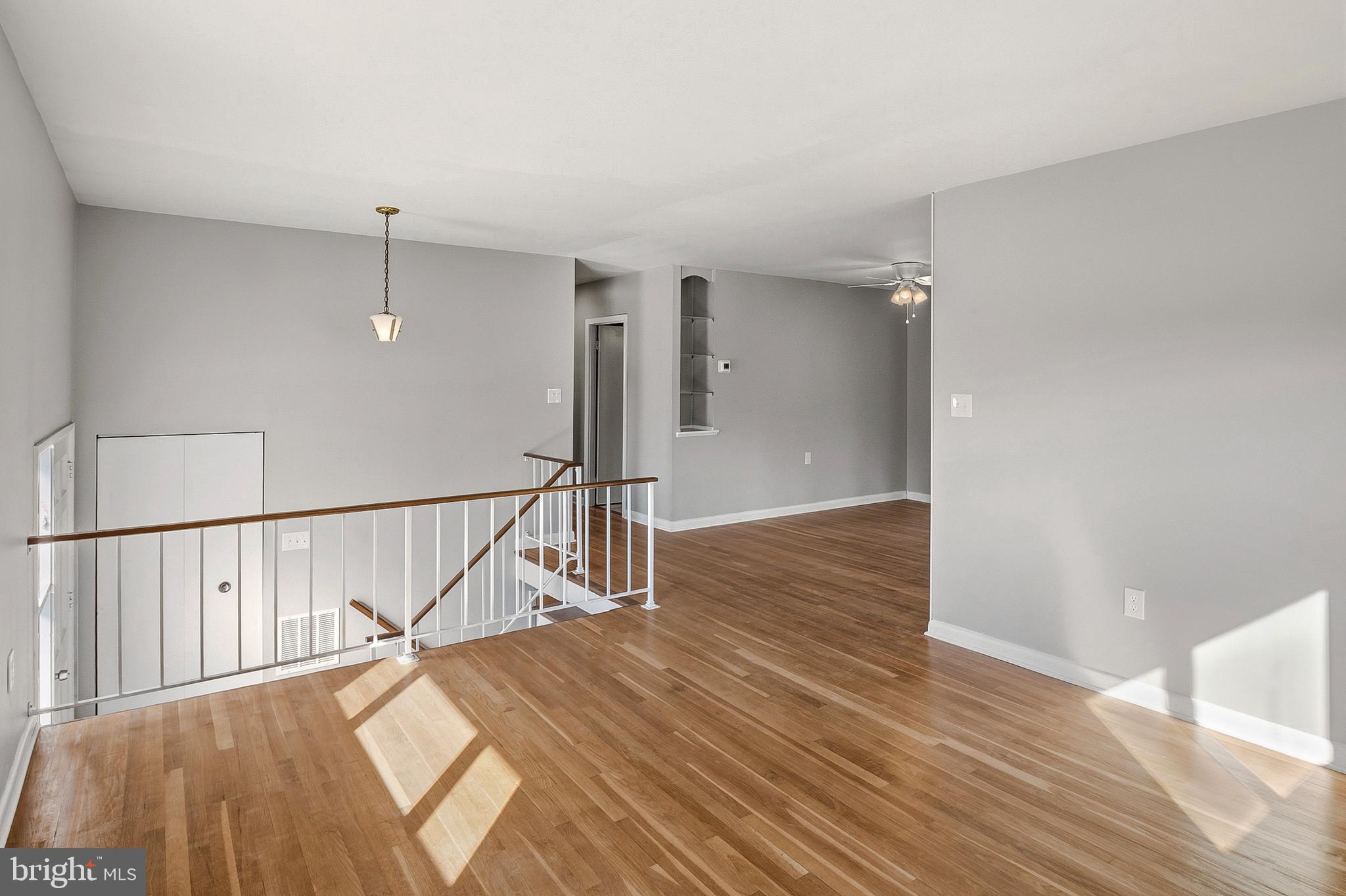 1219 Redcliffe Road Catonsville, MD 21228 - Photo 17 of 45 Living Room (alt view)