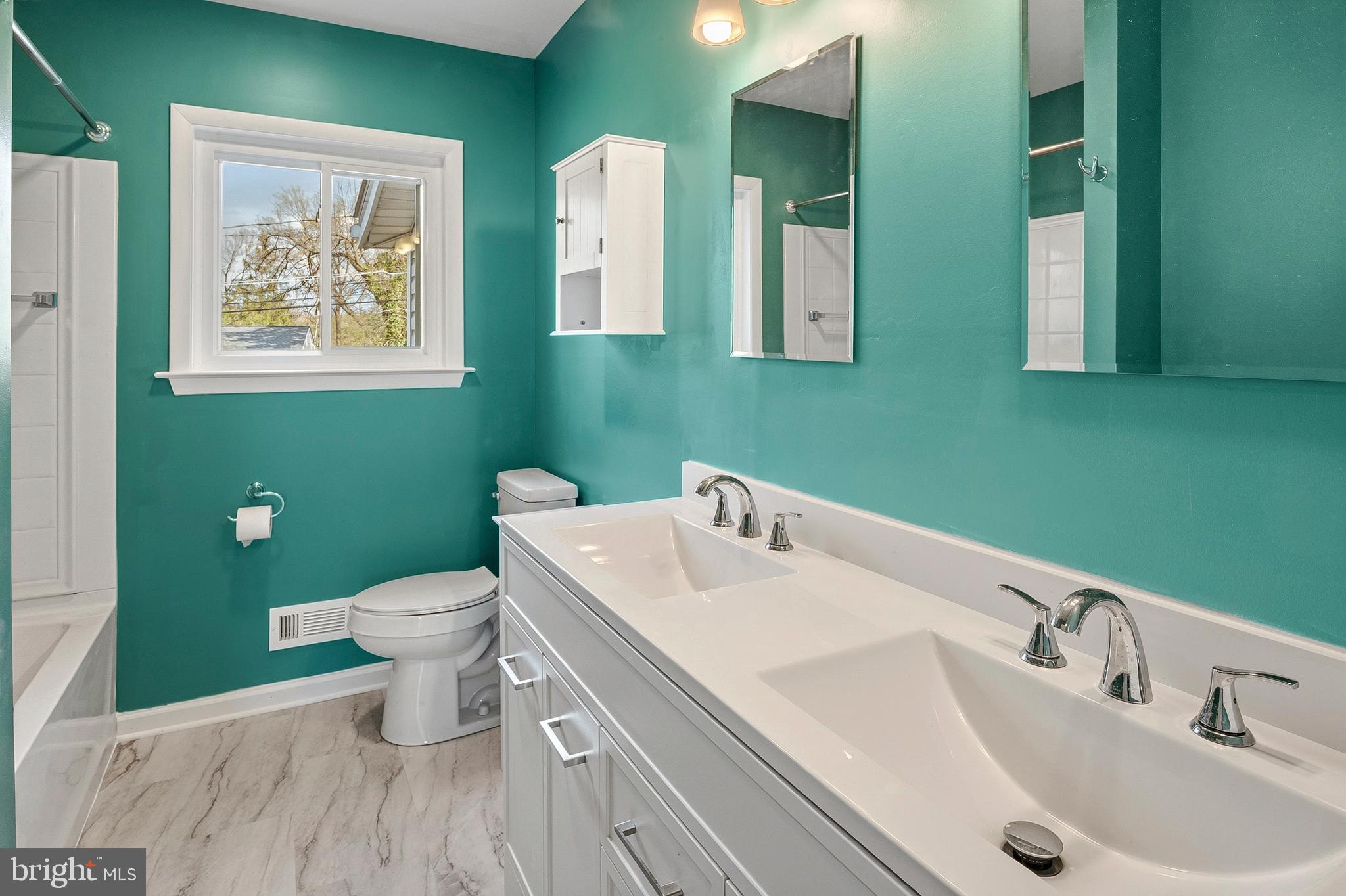 1219 Redcliffe Road Catonsville, MD 21228 - Photo 20 of 45 Bathroom 1