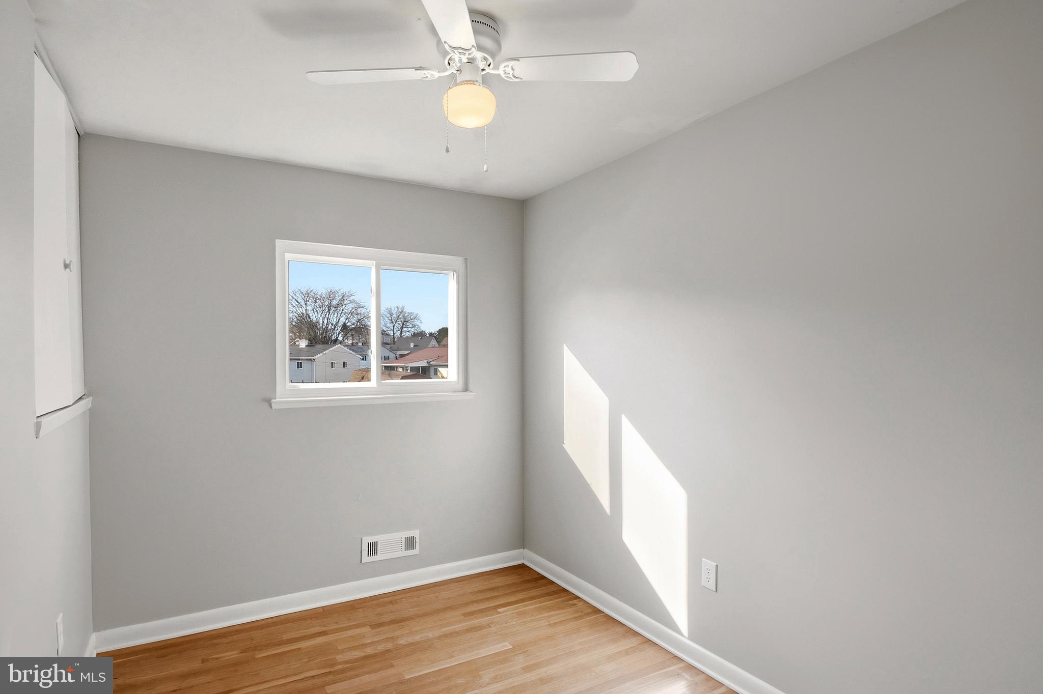 1219 Redcliffe Road Catonsville, MD 21228 - Photo 23 of 45 Bedroom 2