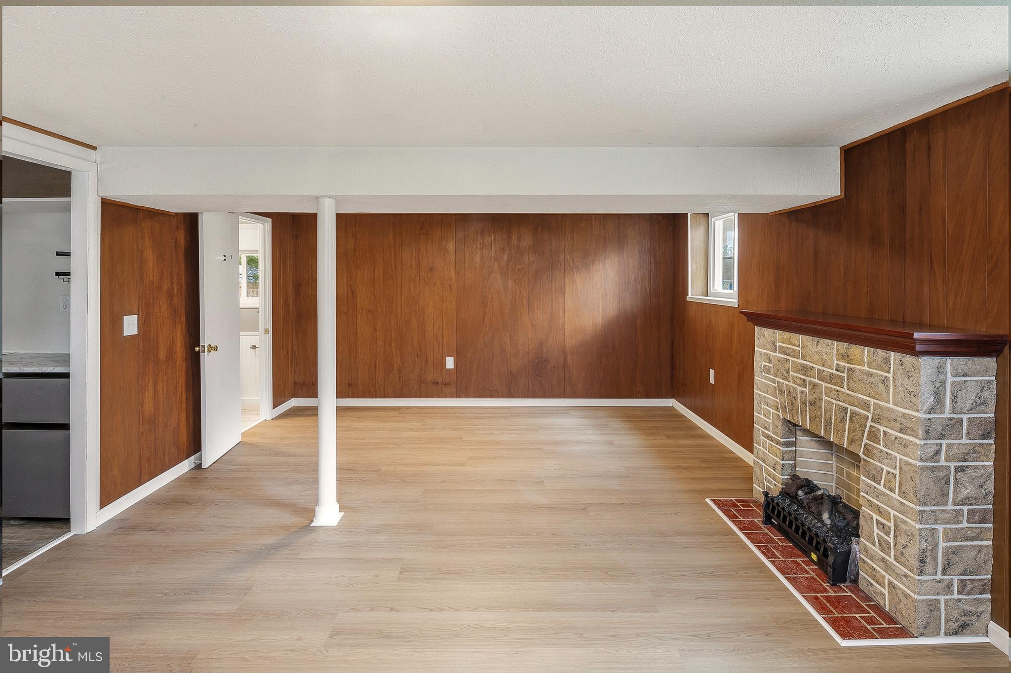 1219 Redcliffe Road Catonsville, MD 21228 - Photo 29 of 45 Family Room (alt view)