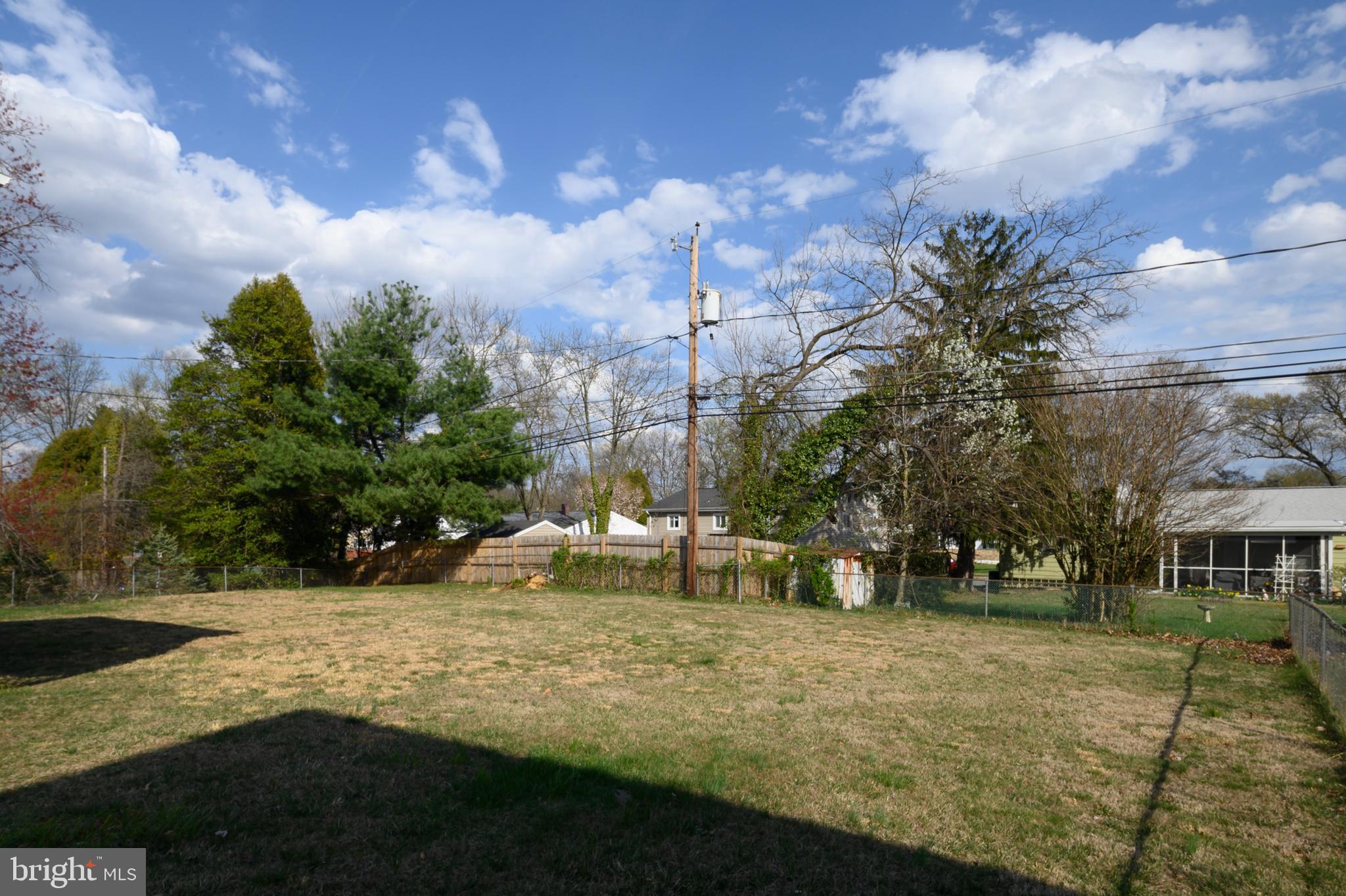 1219 Redcliffe Road Catonsville, MD 21228 - Photo 39 of 45 Backyard (alt view)
