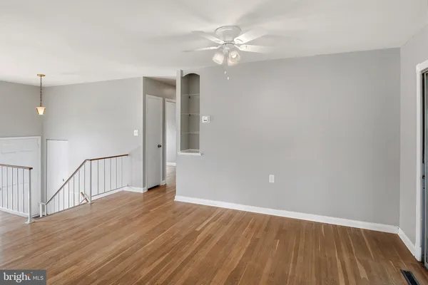 $479,500 | 1219 Redcliffe Road, Catonsville, MD 21228