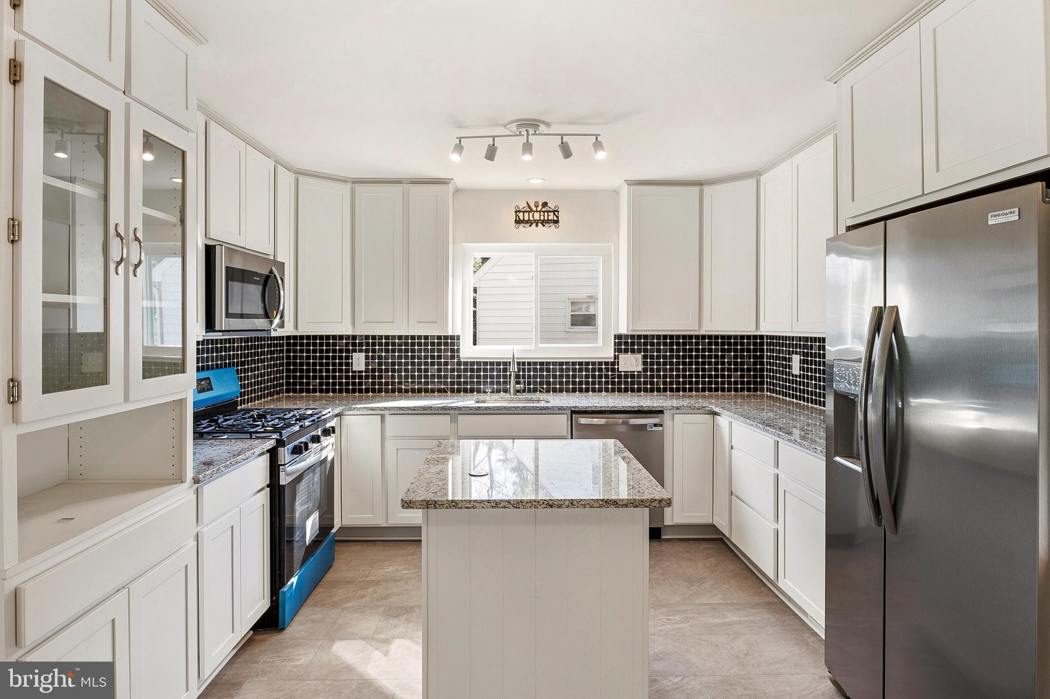 1219 Redcliffe Road Catonsville, MD 21228 - Photo 9 of 45 Kitchen