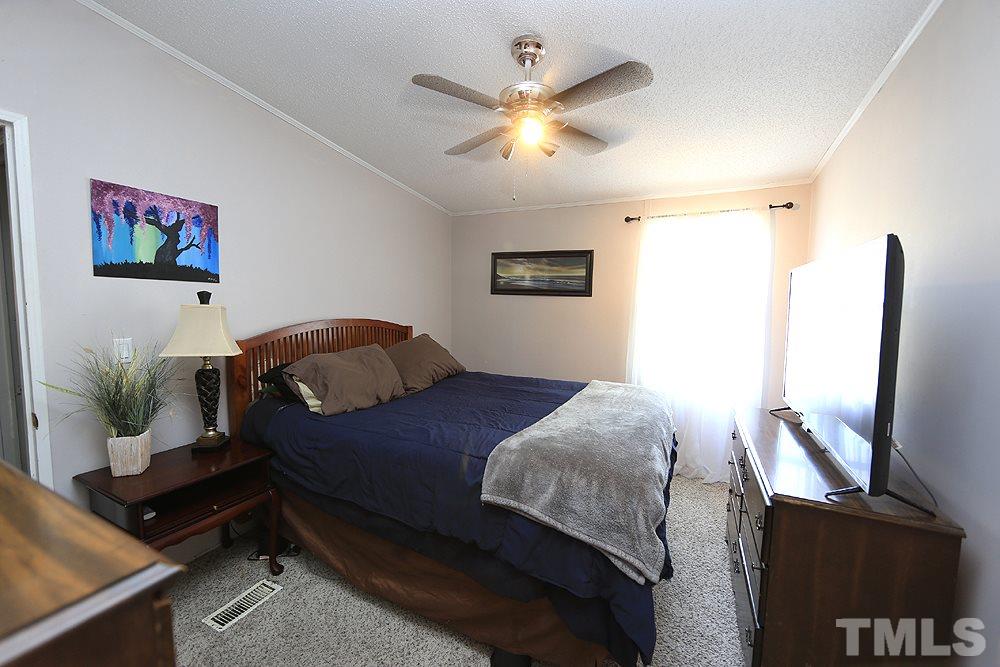 2297 Arrowhead Road Dunn, NC 28334 - Photo 8 of 13 Gallery Image 8