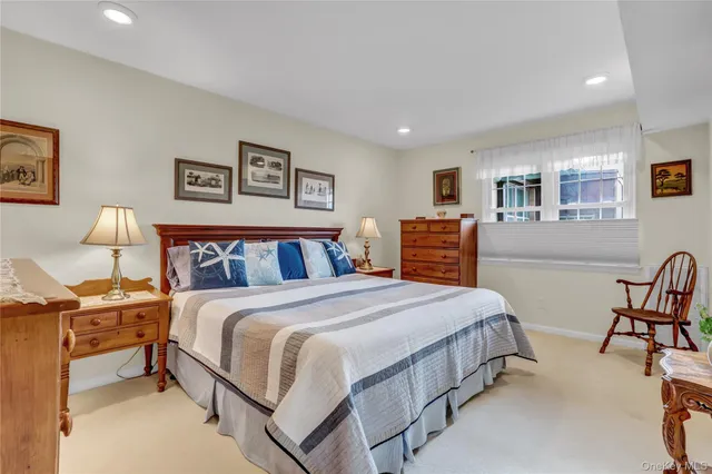 $459,000 | 219 Mariners Way, Copiague, NY 11726