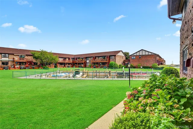 $459,000 | 219 Mariners Way, Copiague, NY 11726