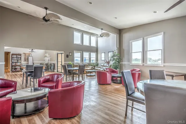 $459,000 | 219 Mariners Way, Copiague, NY 11726