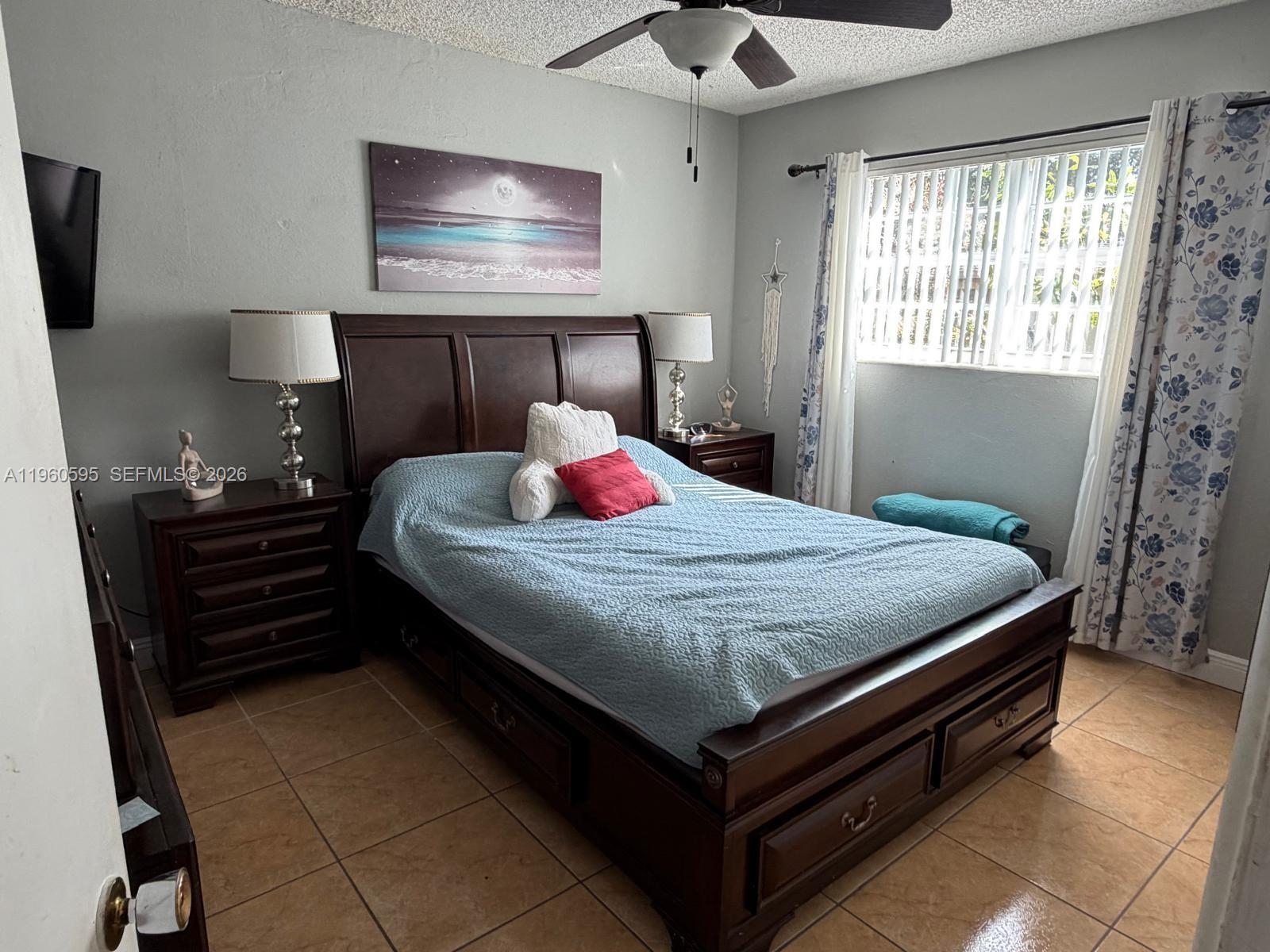 5365 West 14th Lane Hialeah, FL 33012 - Photo 15 of 18