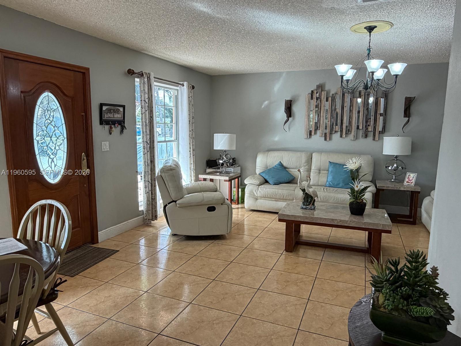 5365 West 14th Lane Hialeah, FL 33012 - Photo 3 of 18