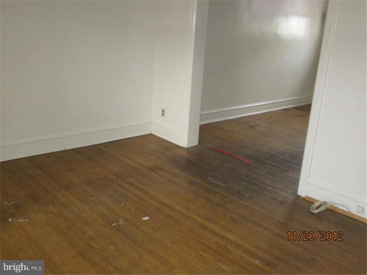 513 Hampden Road Upper Darby, PA 19082 - Photo 2 of 13