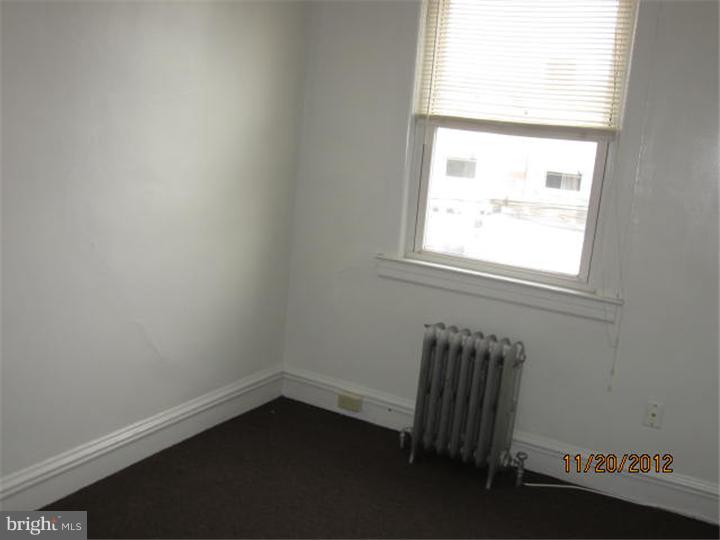 513 Hampden Road Upper Darby, PA 19082 - Photo 11 of 13