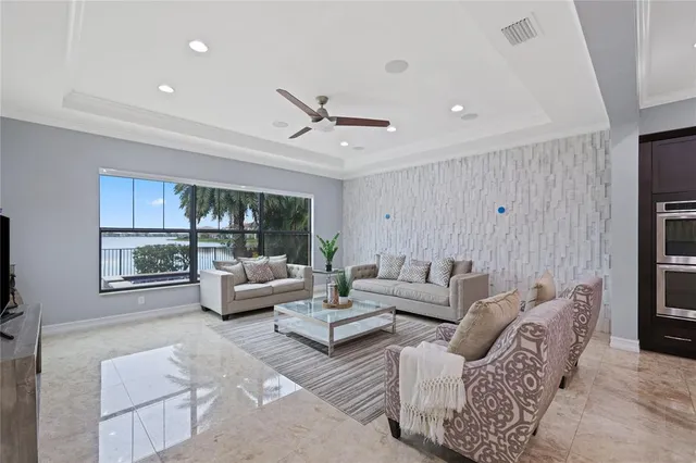 $2,199,999 | 11000 Watercrest Circle East, Parkland, FL 33076