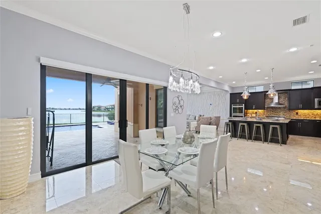 $2,199,999 | 11000 Watercrest Circle East, Parkland, FL 33076