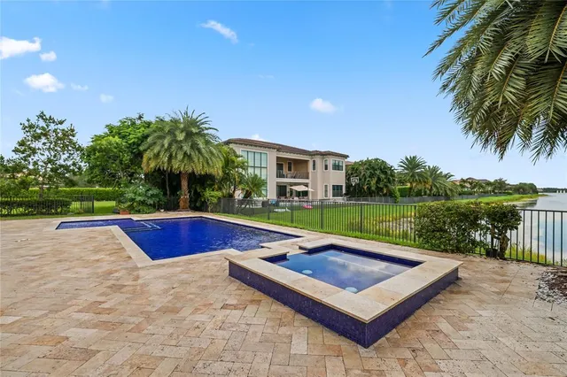 $2,199,999 | 11000 Watercrest Circle East, Parkland, FL 33076