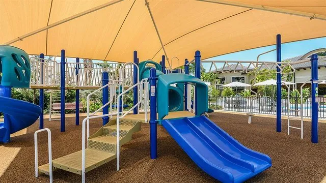 $2,199,999 | 11000 Watercrest Circle East, Parkland, FL 33076