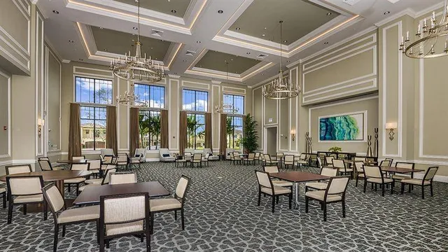 $2,199,999 | 11000 Watercrest Circle East, Parkland, FL 33076