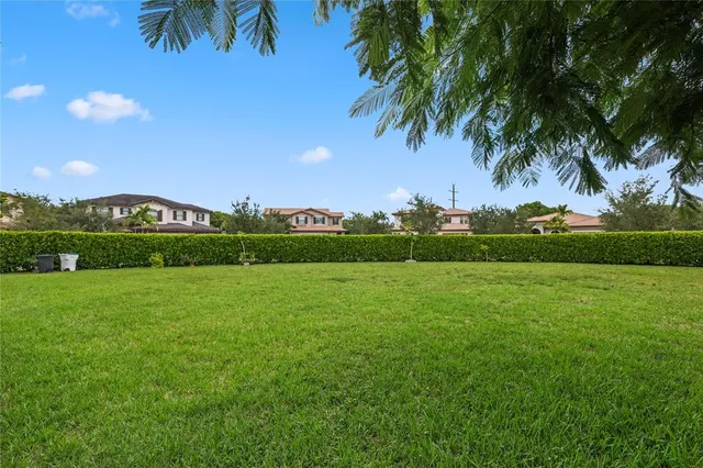 $2,199,999 | 11000 Watercrest Circle East, Parkland, FL 33076