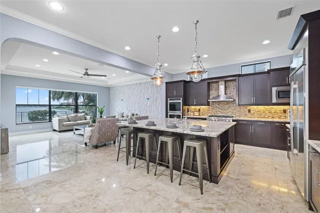 $2,199,999 | 11000 Watercrest Circle East, Parkland, FL 33076
