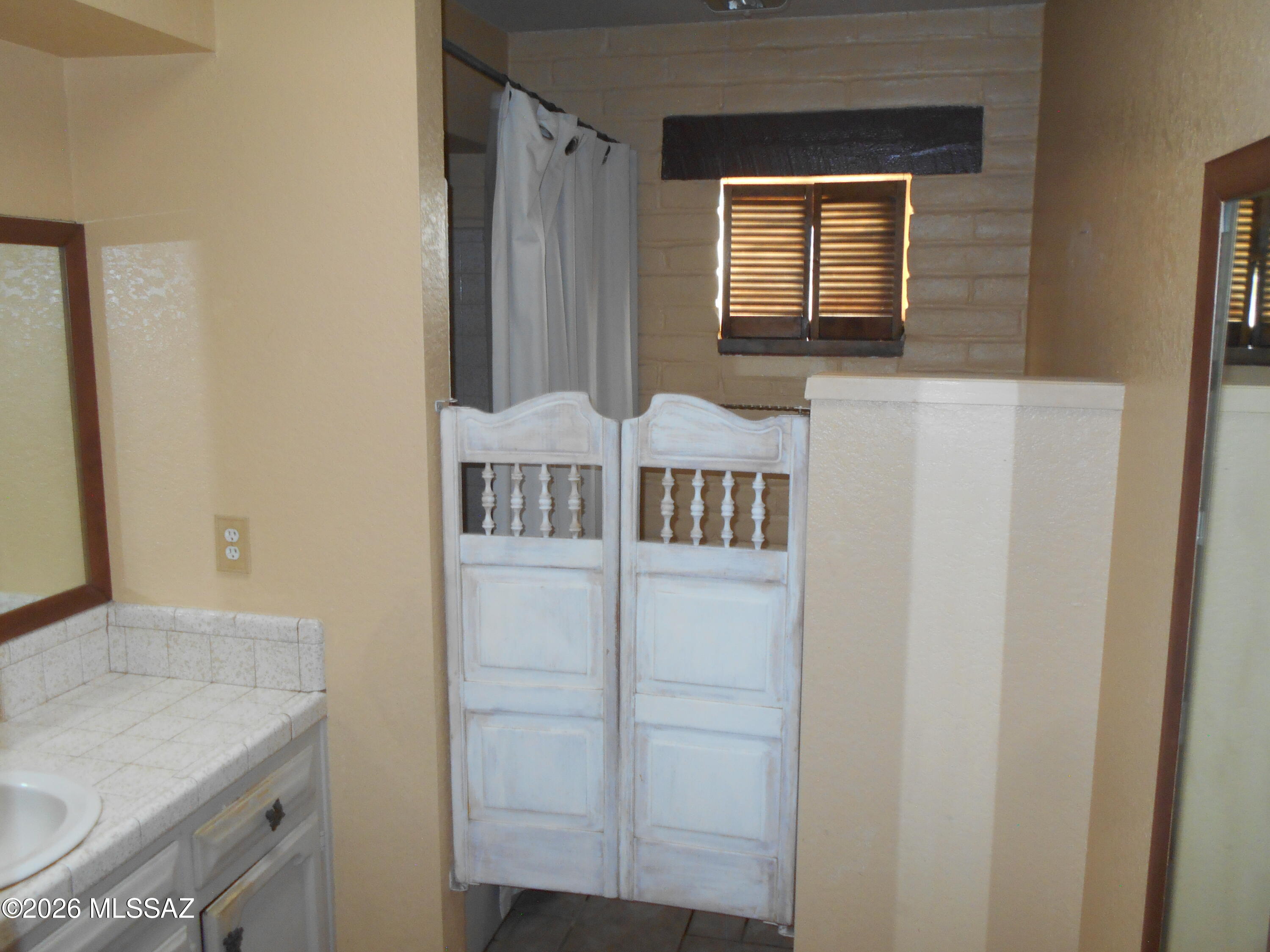 2223 North Ocotillo Road Benson, AZ 85602 - Photo 20 of 50 Guest Bath