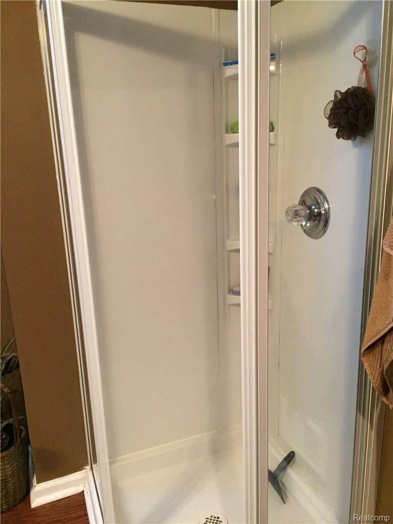 2112 Kennedy Drive Rochester, MI 48309 - Photo 31 of 47 IMG_0261.JPG