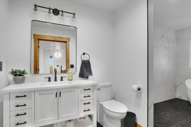 $1,599,900 | 14414 South Stangland Road, Edwall, WA 99008