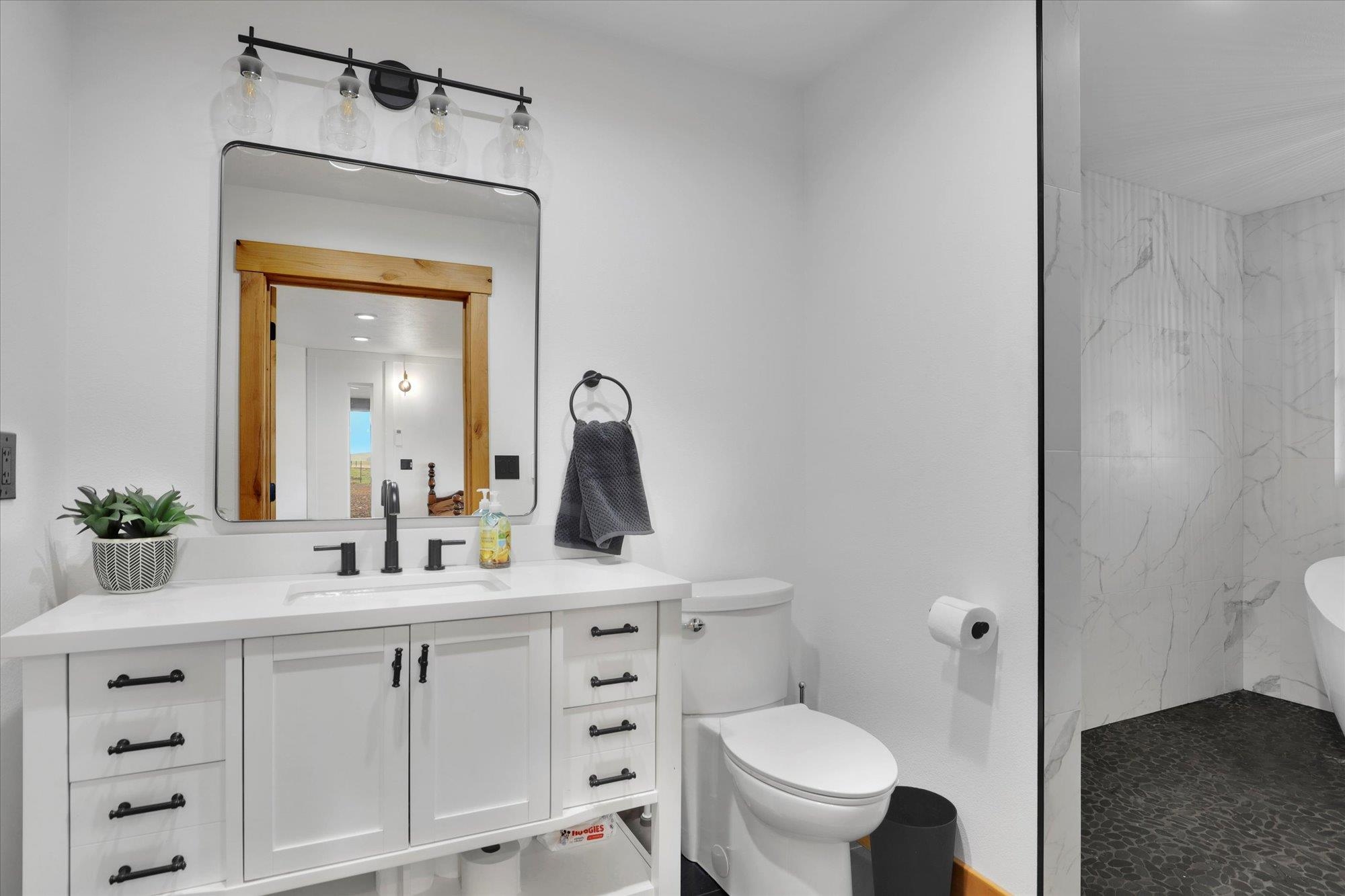 14414 South Stangland Road Edwall, WA 99008 - Photo 16 of 41