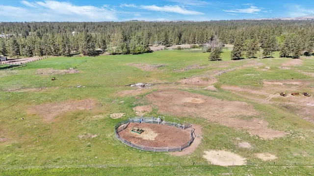 $1,599,900 | 14414 South Stangland Road, Edwall, WA 99008