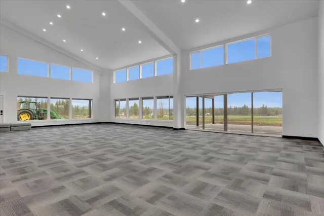 $1,599,900 | 14414 South Stangland Road, Edwall, WA 99008