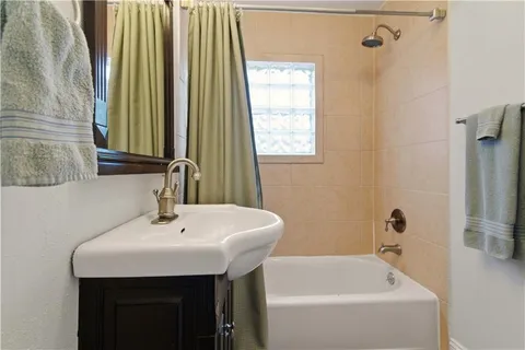 $300,000 | 5218 North Spruce Avenue, Kansas City, MO 64119