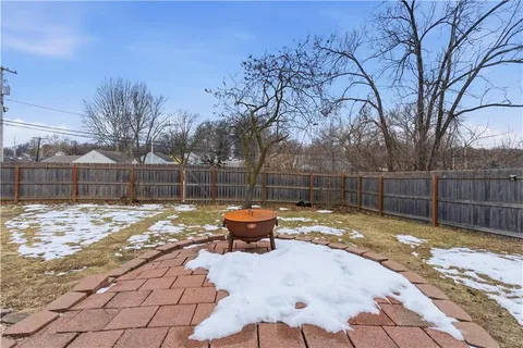 $300,000 | 5218 North Spruce Avenue, Kansas City, MO 64119