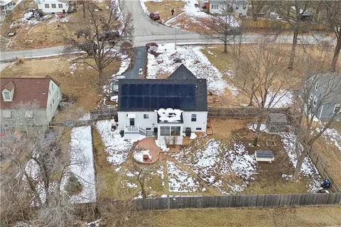 $300,000 | 5218 North Spruce Avenue, Kansas City, MO 64119